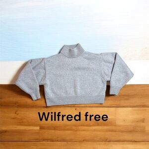 ❤️Wilfred free Wool Light Gray Turtleneck Sweater